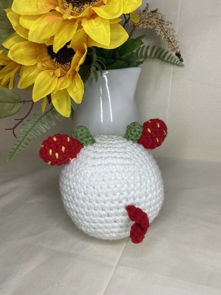 Simple Creations Strawberry Cow Crochet Decoration - Picture 5 of 5